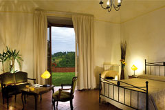 Von überall aus der Villa Norcenni hat man einen wunderschönen Blick auf die Märchenhafte Umgebung.